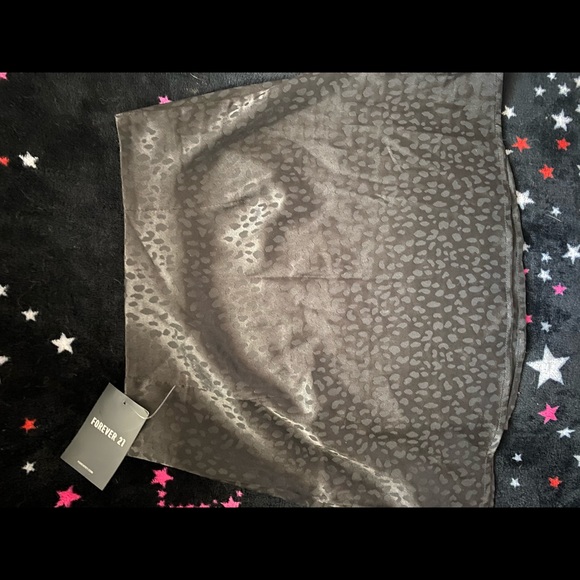 Skirt - Picture 1 of 2